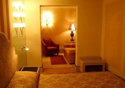 ****  Boutique Hotel Trevi Rome Italy