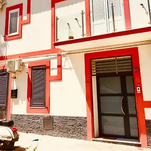 Casa Escape Habitación en casa particular Terrasini